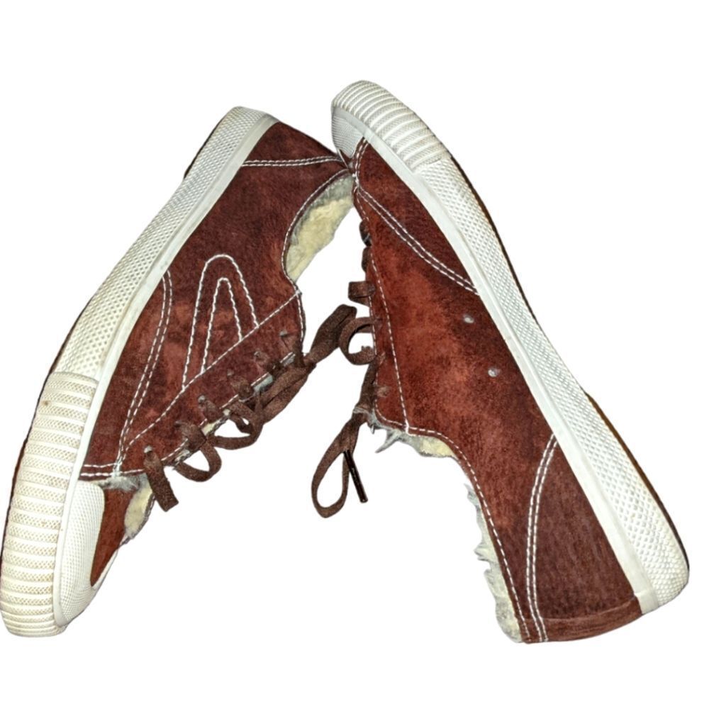 Tretorn chocolate brown suede shoes size 6